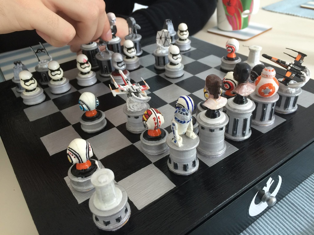Vintage 2012 Lucas Films Star Wars 3D Chess Game - EUC